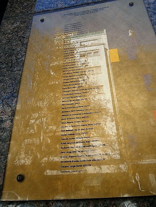 PLACA DETENIDOS DESAPARECIDOS ASESINADOS